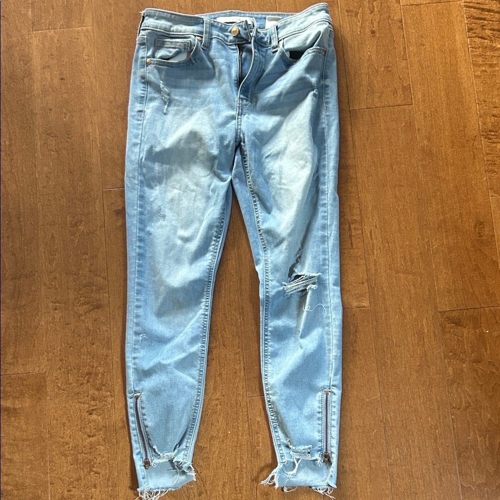 Eunina Light Blue Ripped Skinny Jeans